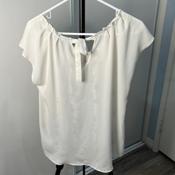 Lauren Conrad sheer blouse floral L - Picture 2 of 4